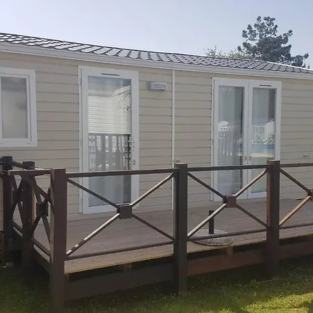 Natur Camping Bungalow T2 - 14 باتاياس